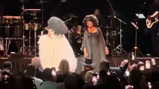 Diana Ross - Do You Know Where You’re Going To/ Ain’t No Mountain Hight Enough (Live,Louisville KY)