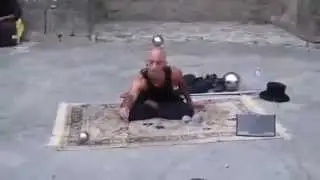Уличный иллюзионист