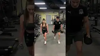 Выпады с гантелями