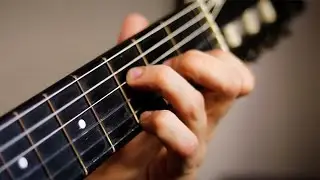 Learning to Play the Guitar with No Experience #Shorts