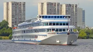 m/s Sergey Dyagilev in Action