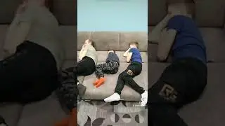 Раз пинок два пинок веселимся дома