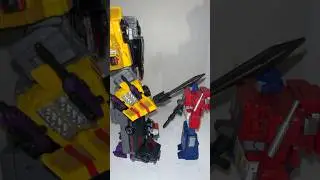 Studio series 86 Optimus prime. #transformersstudioseries #transformers #prime #menasor #toys #wow