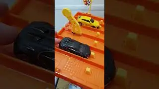 Lamborghini Urus vs. Bugatti Chiron