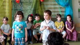 Владка читает стишок про Папу