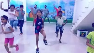 Trending Nakhra