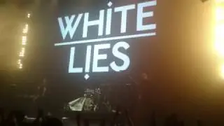 White lies - Bigger than us (live 19.04.2017 Moscow)