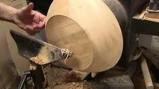 WHAT BUGS ME ABOUT WOOD TURNING