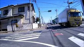 後続車いないのに右折優先させる大型トラック