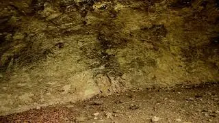 Девятый грот горного массива Чардаклы Баир в Крыму.