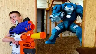 Nerf War Gigant evil iron man