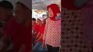 lagi pada makan jm istrirahat.