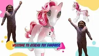 Zoomer pony show review with Athena