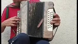 Редкая Кировская гармонь. Продано!