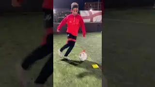 ❗️Try This Resisted Dribbling Drill❗️🏃🏽‍♂️💨 #footballdrills #footballshorts #soccer #football #fy