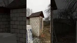 Собрал крышу в гараже #shorts #стройка#кровля  #крыша  #туалет #беларусь