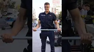 POATE POLIȚISTUL SĂ RIDICE GREUTATEA?!👮‍♂️