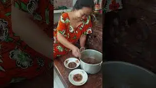 Cara mama montok bagi lauk buat keluarga mertua dan kakak ipar