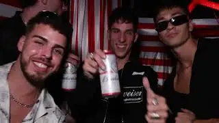 BUDWEISER EN MANDARINE PARK