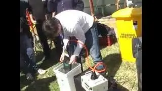 Prueba de pértigas, guantes, mangas, mantas y soga en campo - 13,2 kV. (Trabajos con Tensión)