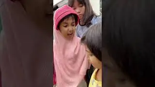 Nenek aja yang turun