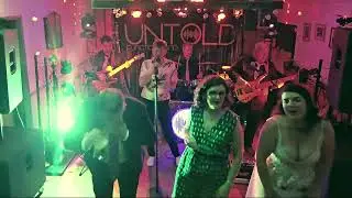 Reef Place Your Hands cover - live at the Gaggle!