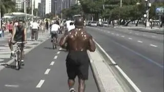 Terry Crews Correndo    /   Terry Crews running
