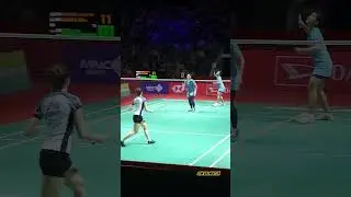 Ribka Sugiarto/ Lanny Tria Mayasari #badmintonplayer #indonesia