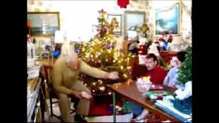 Chandler Family Christmas 2004 [2/2]
