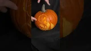 My Chandler pumpkin #chandler #chandlerbing #jackolantern #pumpkincarving #friends #matthewperry