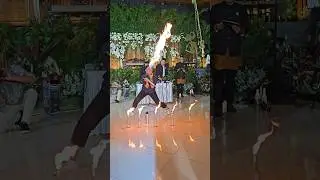 Epic fire flaring and juggling show. This guy really knows how to heat things up! 🔥