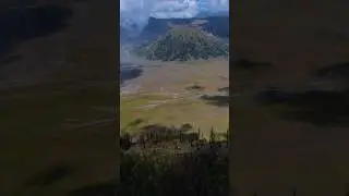 Nanjak di Gunung Bromo  #shorts