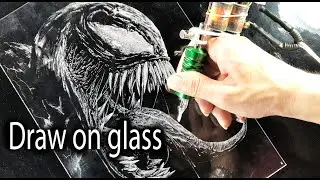 Drawing Venom on the glass - DP Truong