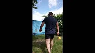 Жим гири 32 кг по 27 повторений на руку.
