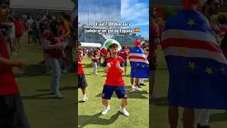 I traveled 7000 km to celebrate a goal by Spain 🇪🇸