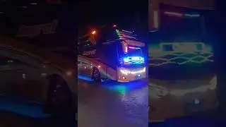 Ketemu Bus Telolet Asyrof #bus #telolet #yellowbus