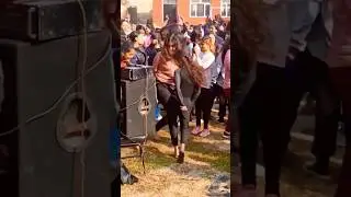 pathan song dance video girls 