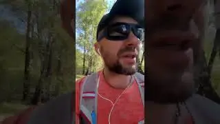 Смотрите видео, пробегите 43 км не вставая с дивана за 8 минут