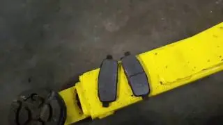 Замена тормозной жидкости и НЕЖДАНИЧИК!!!
