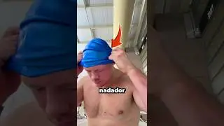 How do you use swimming caps?! 🤔