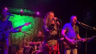 Amplivox no St Paul's Pub
