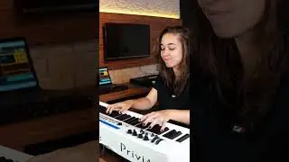 Dxzãoooo, eu amo pianos elétricos e vocês?