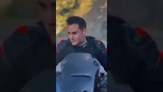 Самый лучший друг Вескер, зовёт меня покататься на скоростном мотоцикле.😎🛵
