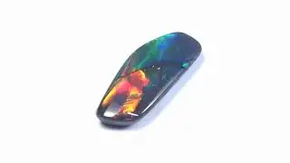 Solid Lightning Ridge Black Opal KL3863