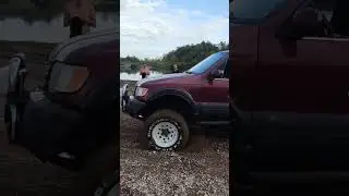 Kia Sportage 1 на песке 