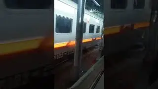 Bertemu sesama Dhoho di Stasiun Jombang (KA 351 & KA 359)