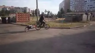 Велоприцеп