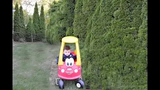 Officer Ryan and Officer Smalls teach Sketchy How to Follow the Rules