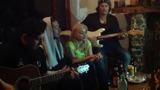 Mateo Acevedo - Guns & roses - Knocking on heavens door