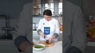 Салат с креветками и артишоками